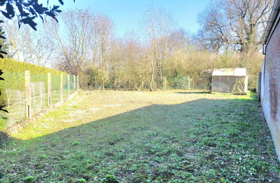 Maison 3 chambres 1 bureau jardin