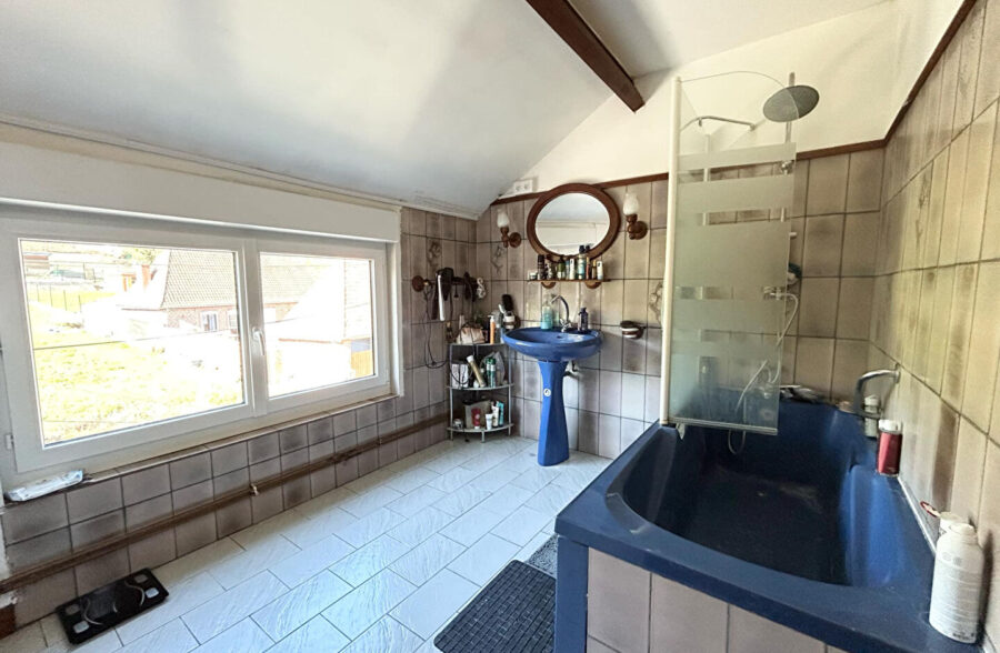 Maison semi individuelle 3 chambres jardin garage  Sous compromis 