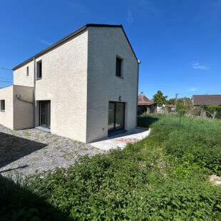 Maison neuve, individuelle, 3 chambres, jardin