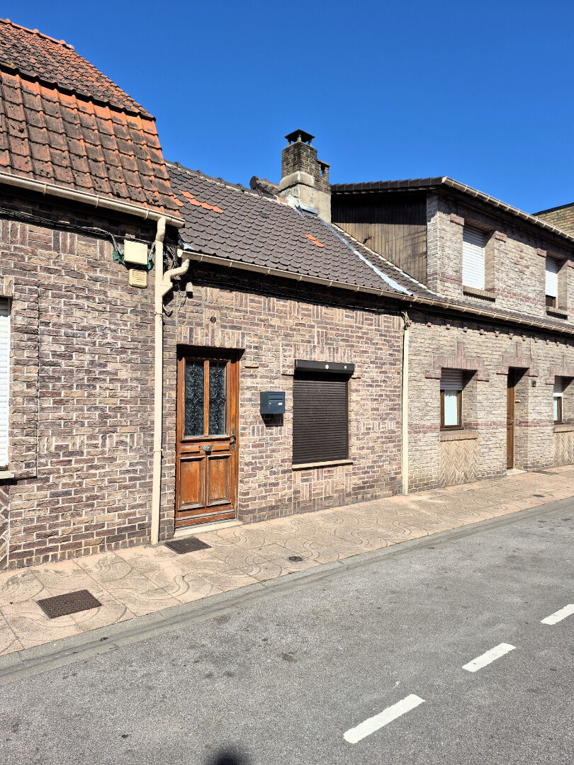 Maison SAINT-POL-SUR-MER  Sous compromis 