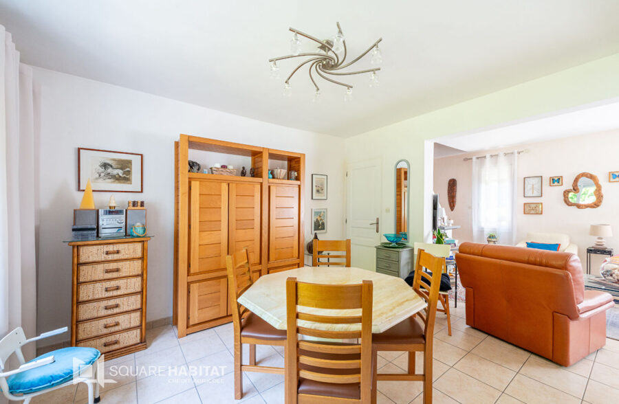 MAISON SEMI INDIVIDUELLE AVEC GARAGE  Sous offre 