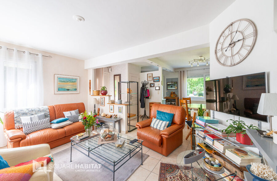 MAISON SEMI INDIVIDUELLE AVEC GARAGE  Sous offre 