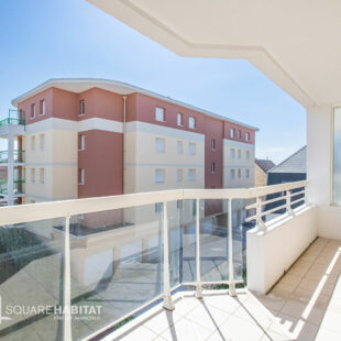 Très bel appartement 3 pièces, terrasse spacieuse plein sud et parking privé