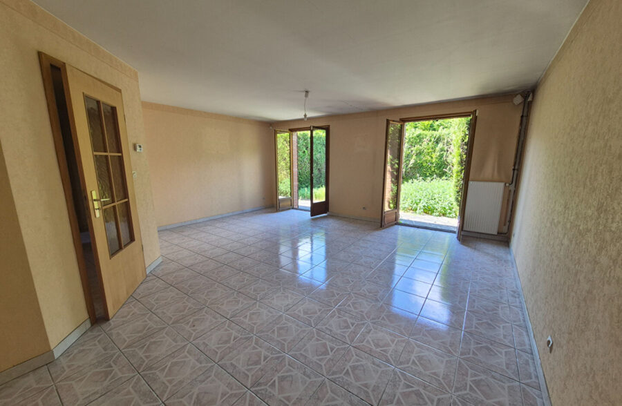 Maison Ronchin semi individuelle avec garage  Sous compromis 