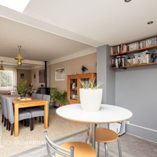 SQUARE HABITAT : MAISON BATIR – 3 CHAMBRES – EXTENSION – JARDIN – SECTEUR JACQUES BREL