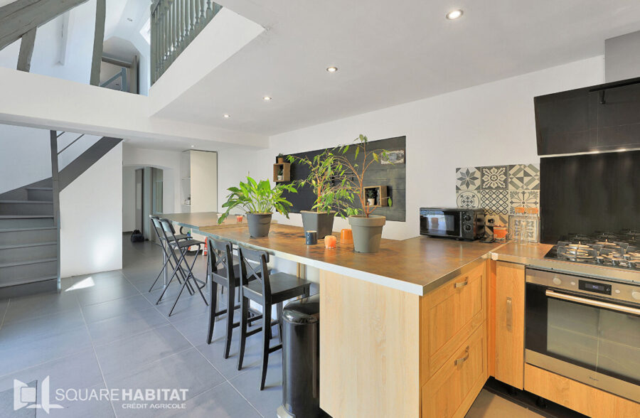 Maison Individuelle 3 chambres cour
