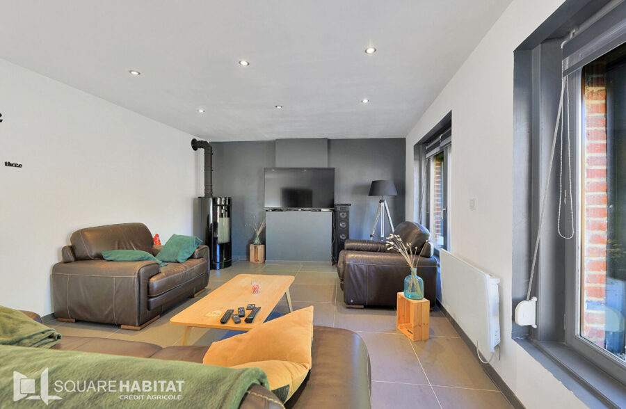 Maison Individuelle 3 chambres cour