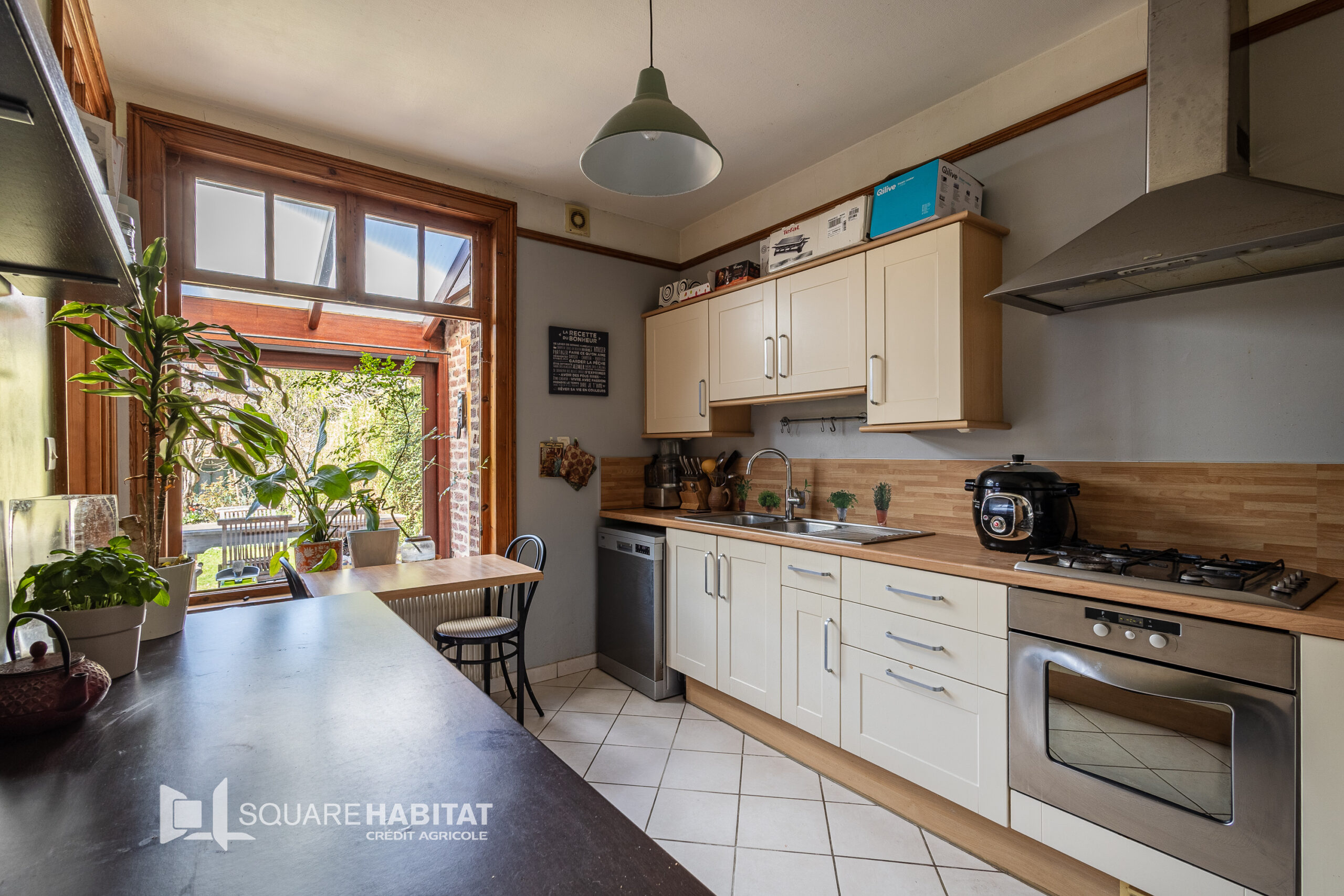 RONCHIN – QUARTIER DES FLEURS – MAISON – 4 CHAMBRES – JARDIN – CACHET – GARAGE  Sous compromis 