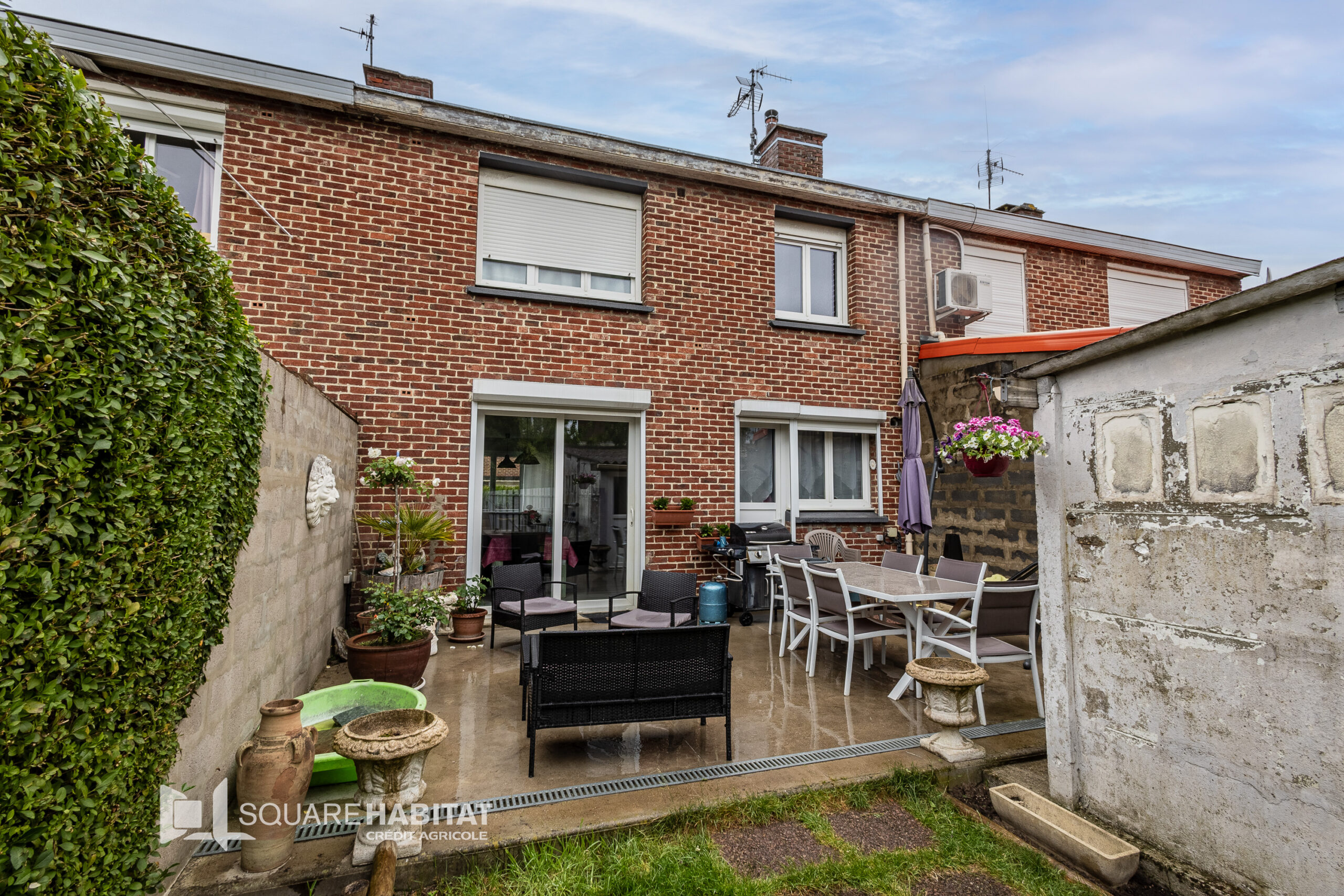 SQUARE HABITAT : MAISON BATIR – 3 CHAMBRES – GARAGE – JARDIN – SECTEUR PARC DE LA CROISETTE  Sous compromis 