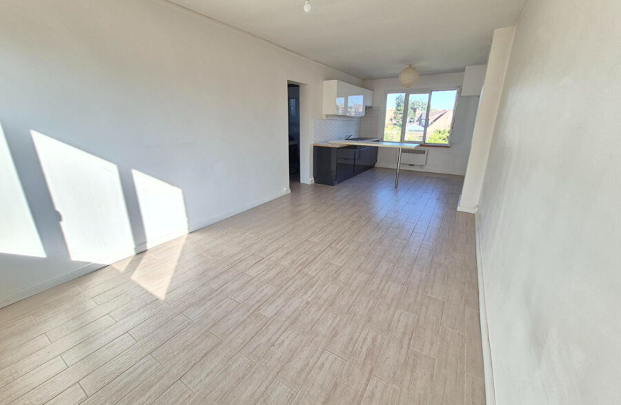 Métro Lomme Bourg : T2 de 44m2 lumineux et rénové