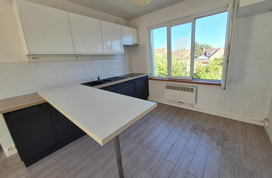 Métro Lomme Bourg : T2 de 44m2 lumineux et rénové