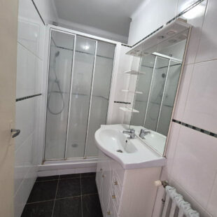 BOIS BLANC – APPARTEMENT T3 AVEC BALCON