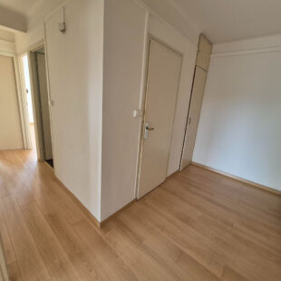 BOIS BLANC – APPARTEMENT T3 AVEC BALCON