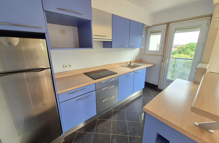 BOIS BLANC – APPARTEMENT T3 AVEC BALCON