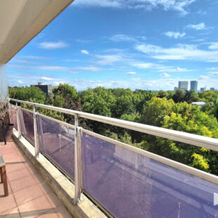 BOTANIQUE PROCHE TRAMWAY APPARTEMENT T1bis AVEC BALCON PARKING ET CAVE