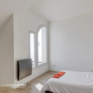 Appartement de type 2 avec balcons, parking et cave