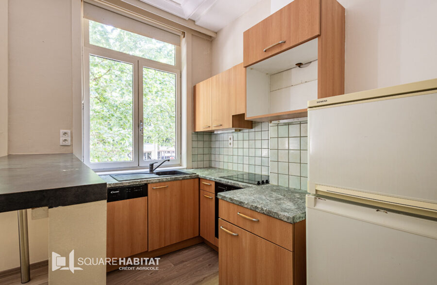 BOULEVARD DE LA LIBERTE : JOLI T2 TRAVERSANT DE 50,51 M²
