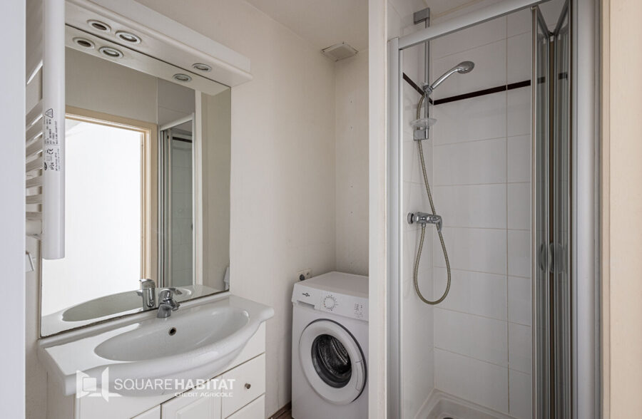 BOULEVARD DE LA LIBERTE : JOLI T2 TRAVERSANT DE 50,51 M²