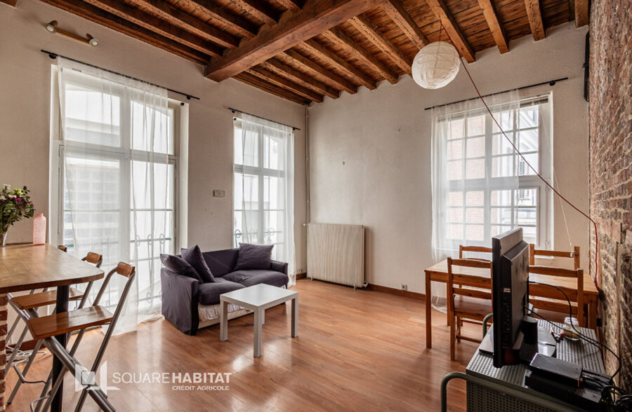LILLE HYPERCENTRE : SUPERBE T2 LUMINEUX EN DUPLEX AVEC CACHET 40,66M² (47,17M² AU SOL)