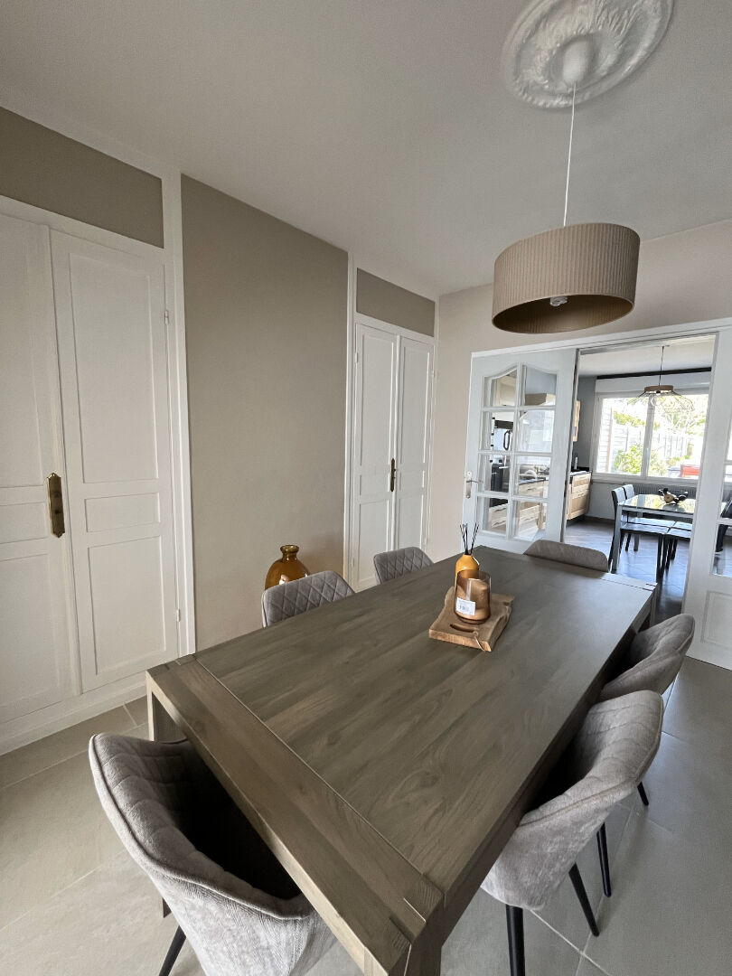 Grande maison de ville double distribution à Hazebrouck