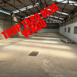 ENTREPOT DE 650 M²  Sous compromis 
