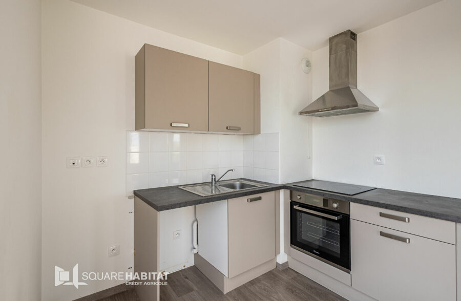 Appartement t4 de 85m² avec loggia et parking – résidence récente (2018)