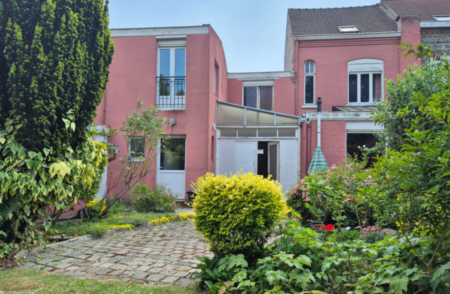 Ensemble immobilier Wattrelos Maison- appartement t2-garage-jardin