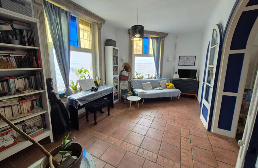 Croix, maison 2 chambres + bureau, terrasse et garage