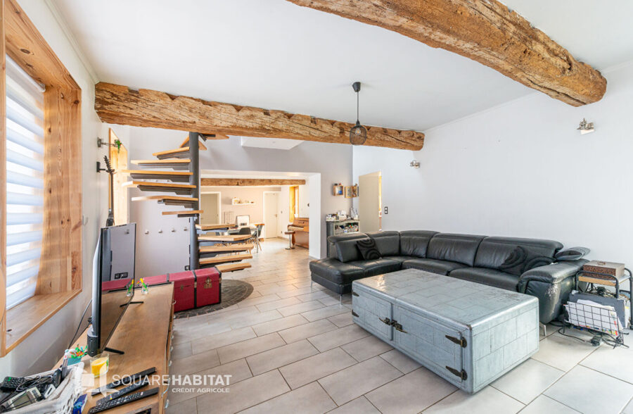 LONGERE SEMI PLAIN PIED DE 148 M²