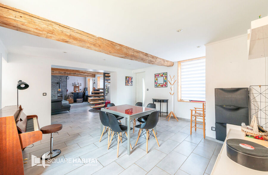 LONGERE SEMI PLAIN PIED DE 148 M²