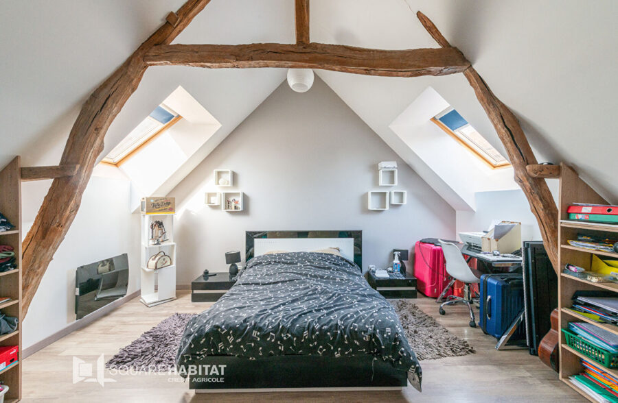 LONGERE SEMI PLAIN PIED DE 148 M²