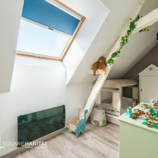 LONGERE SEMI PLAIN PIED DE 148 M²
