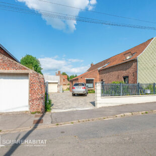 LONGERE SEMI PLAIN PIED DE 148 M²