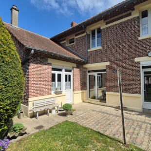 Maison Feuchy 8 pièce(s) 241 m2