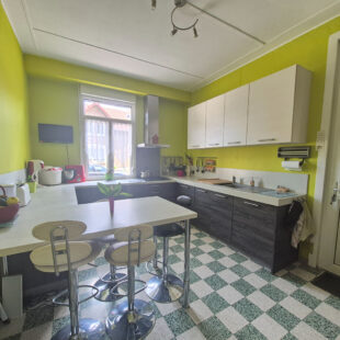Maison Feuchy 8 pièce(s) 241 m2