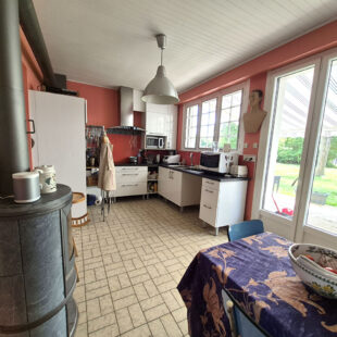 Pavillon beau secteur proche Cambrai180 m2