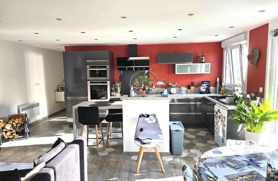 Plain-pied 2013, 2 chambres, bureau et garage
