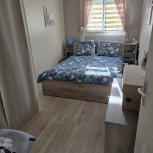 Plain-pied 2013, 2 chambres, bureau et garage