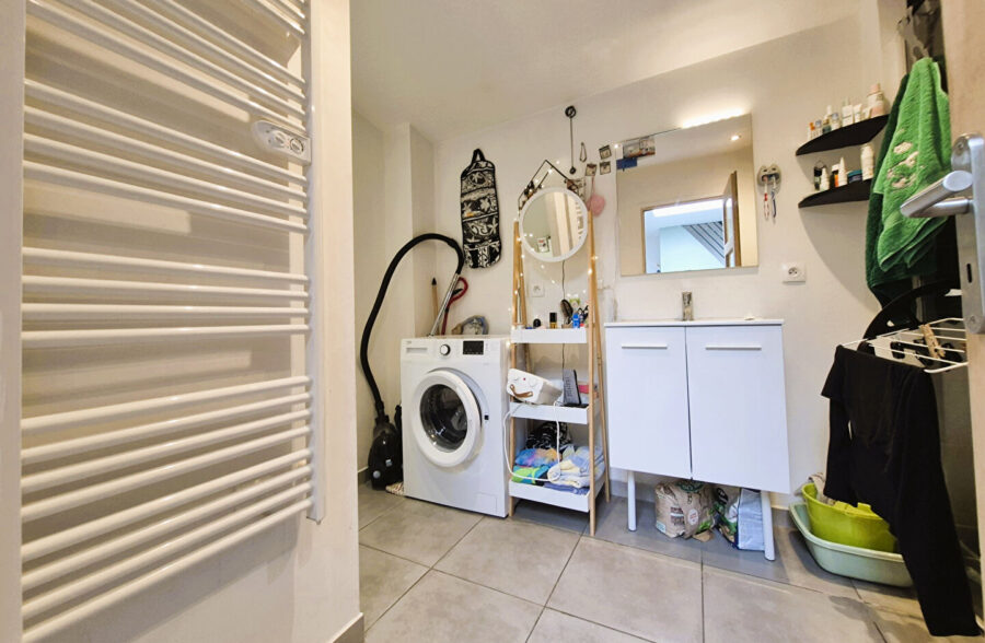 Maison deux chambres  vendue louée