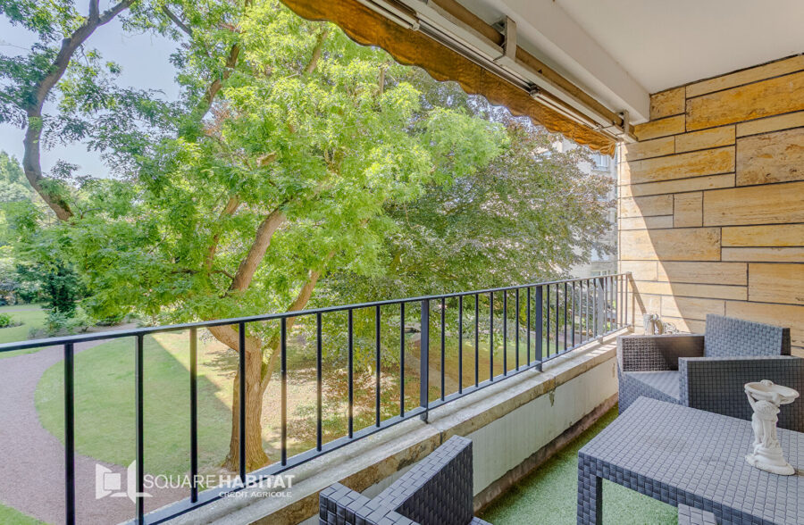 Appartement Lille T3 avec balcon et parking