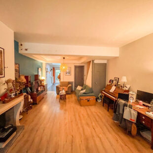 Vous cherchez du cachet – Maison de 121m², 3 (voir 4 )chambres et jardin.