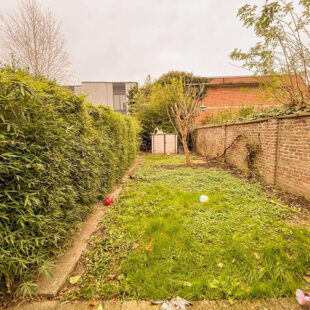 Vous cherchez du cachet – Maison de 121m², 3 (voir 4 )chambres et jardin.