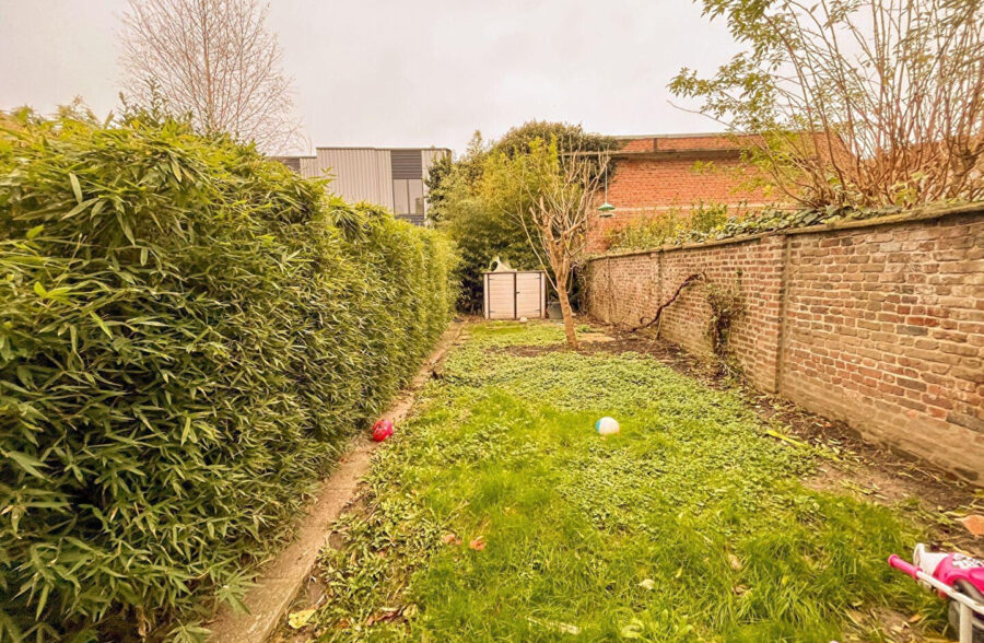 Vous cherchez du cachet – Maison de 121m², 3 (voir 4 )chambres et jardin.