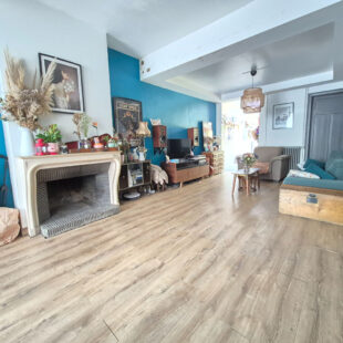 Vous cherchez du cachet – Maison de 121m², 3 (voir 4 )chambres et jardin.