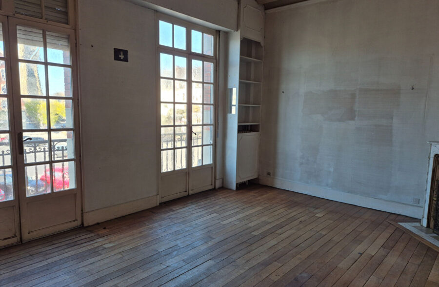 immeuble commercial et habitation
