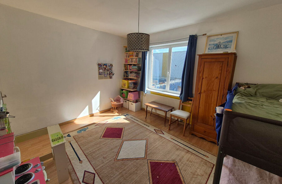 Croix centre, maison 135 m², 3 chambres, bureau et jardin