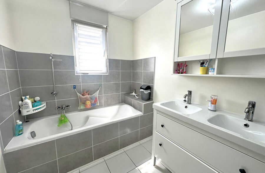 Plain pied – 4 chambres proche de toutes commodités