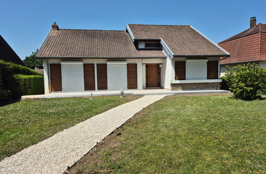 Maison plain pied Dainville  96.76 m2