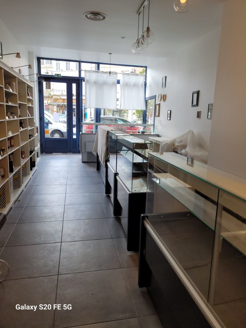 Local commercial 58 m²