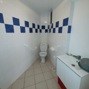 Local commercial 58 m²